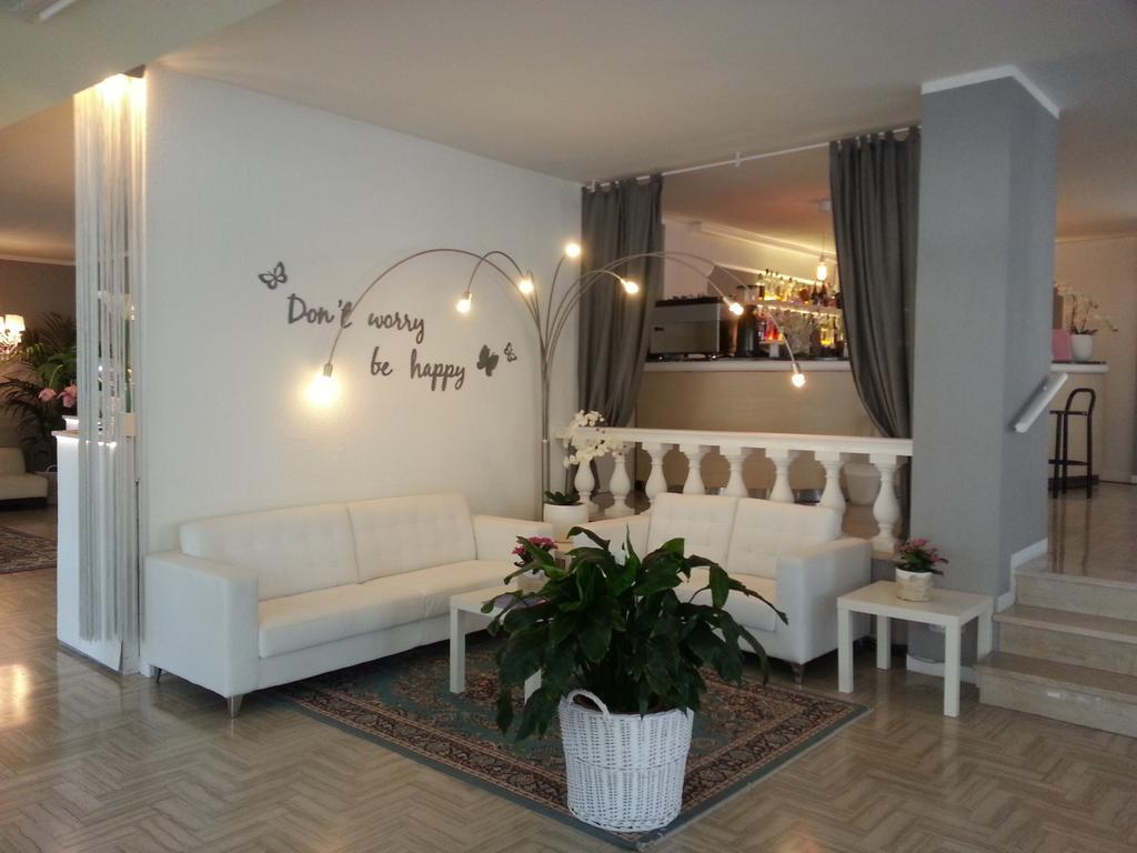 Hotel Monaco - Parcheggio Incluso Min 2 Gg 3*